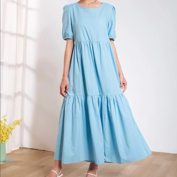Solid Ruffle Hem longing Dress - Picture 3 of 3